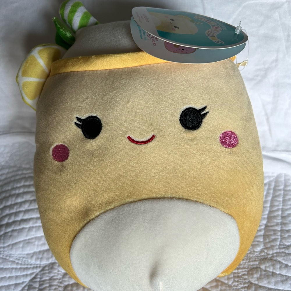 Squishmallows Medina Lemonade NWT 8” Plush